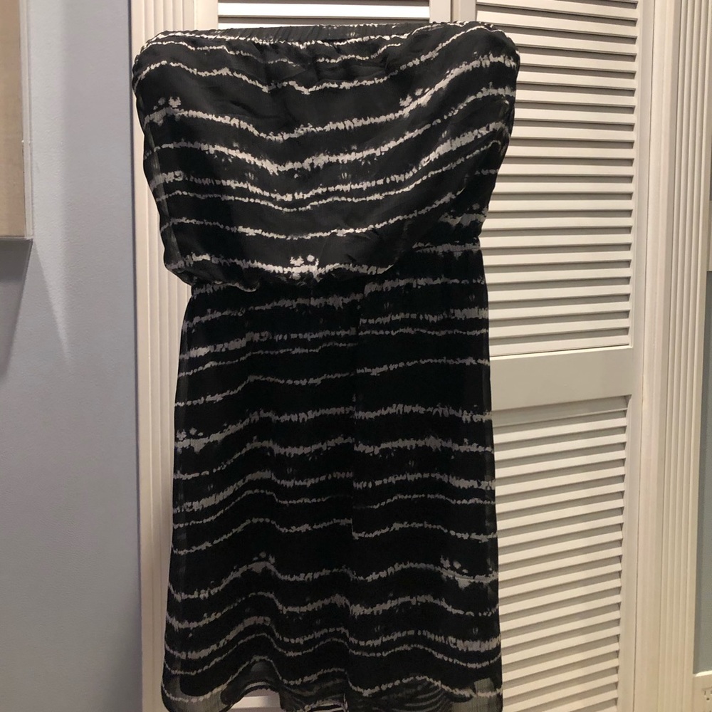 Express medium strapless dress